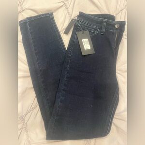 NWT Rag and Bone Women's Jeans size 26
Tina High Rise Skinny full length
